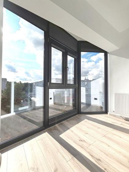 Apartament cu 3 camere semidecomandat în Găvana