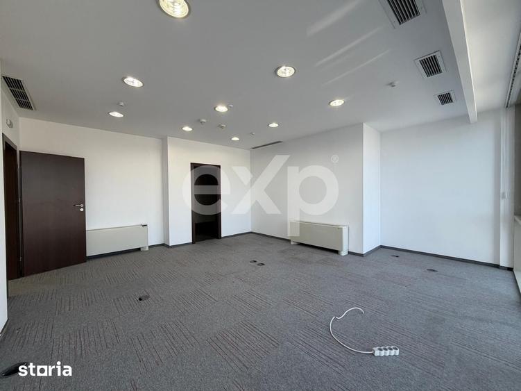 Spațiu comercial, de 299.7 mp, în Băneasa