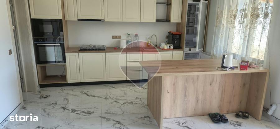 Casa / Vila cu 4 camere de vanzare - 14