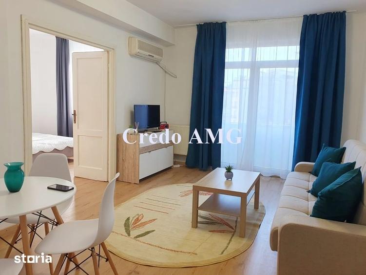 Apartament cu 3 camere decomandat, mobilat în Centrul Istoric