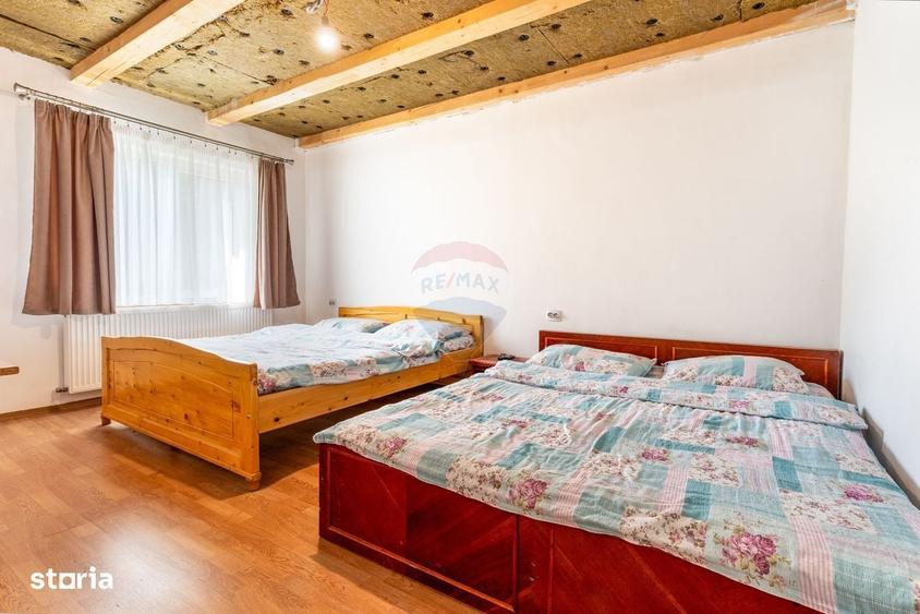 Casă cu 4 camere cu Teren 500 Mp în Măguri