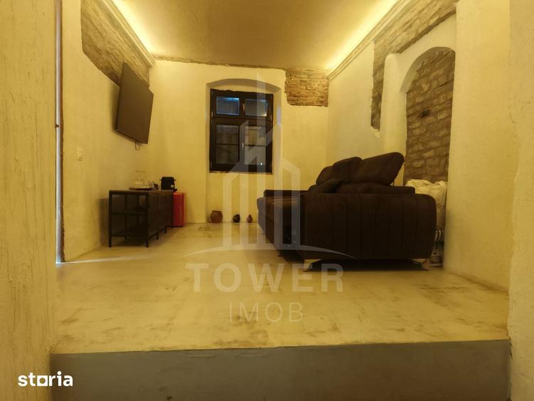 Apartament cu 3 camere în Orașul de Jos