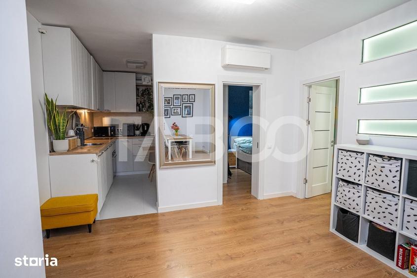 Apartament cu 4 camere semidecomandat în Iris