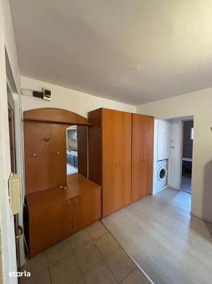Apartament cu 2 camere decomandat în Tolstoi