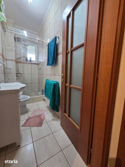 Apartament cu 3 camere în Babadag