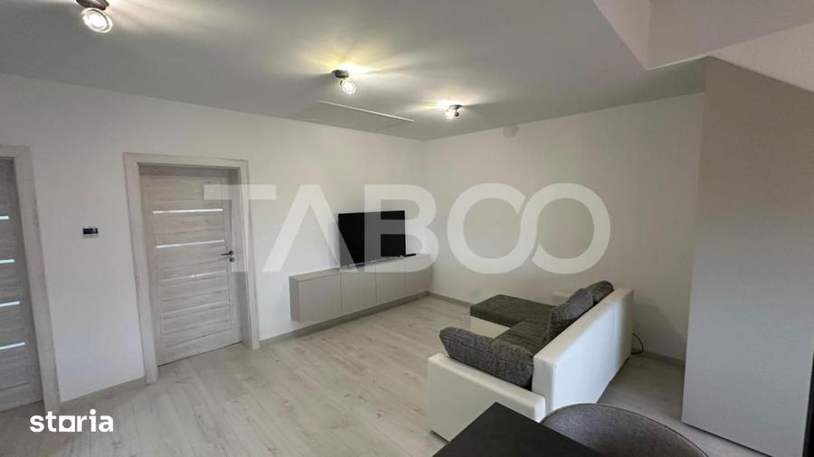 Apartament cu 3 camere decomandat, mobilat în Ștrand