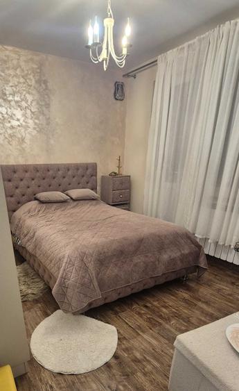 Apartament cu 3 camere semidecomandat, mobilat în Splai Bahlui