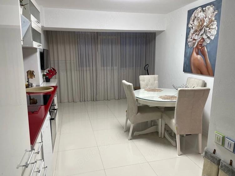 Apartament cu 2 camere decomandat în Vitan