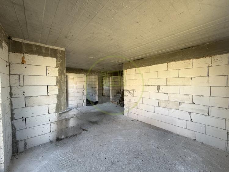 Casă individuală cu 5 camere cu Teren 437 Mp în Malu Mare