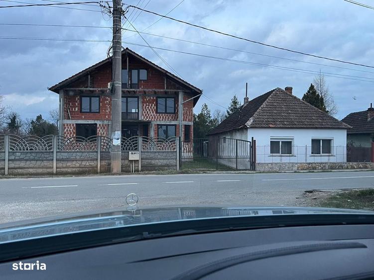 Casă cu 3 camere în Tileagd