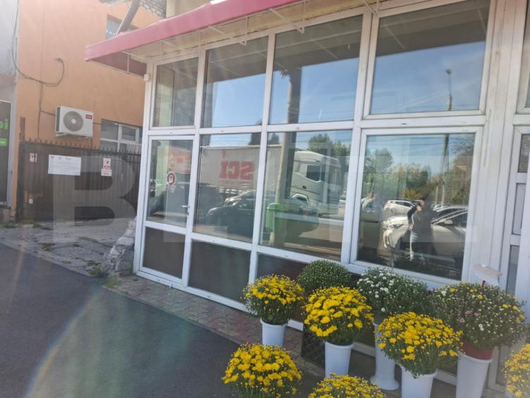 Spațiu comercial, de 11 mp, în Central