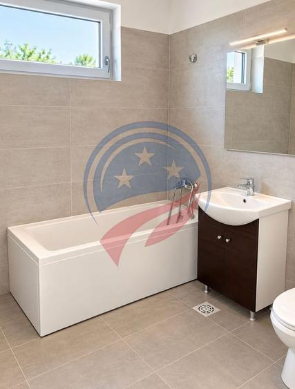 Apartament cu 3 camere decomandat în 1 Mai
