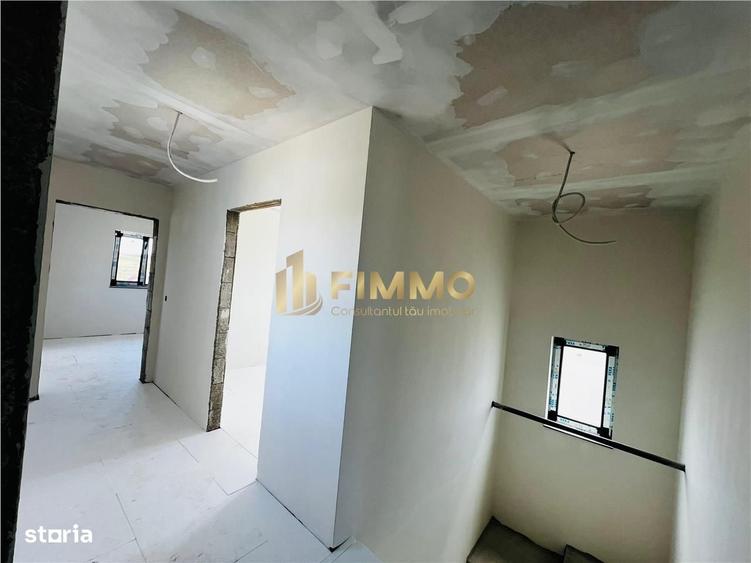 Casă cu 4 camere cu Teren 500 Mp în Moara