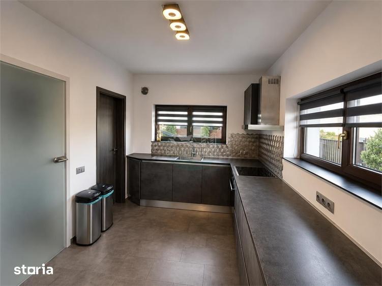 Casă cu 4 camere decomandat cu Teren 220 Mp în Șelimbăr