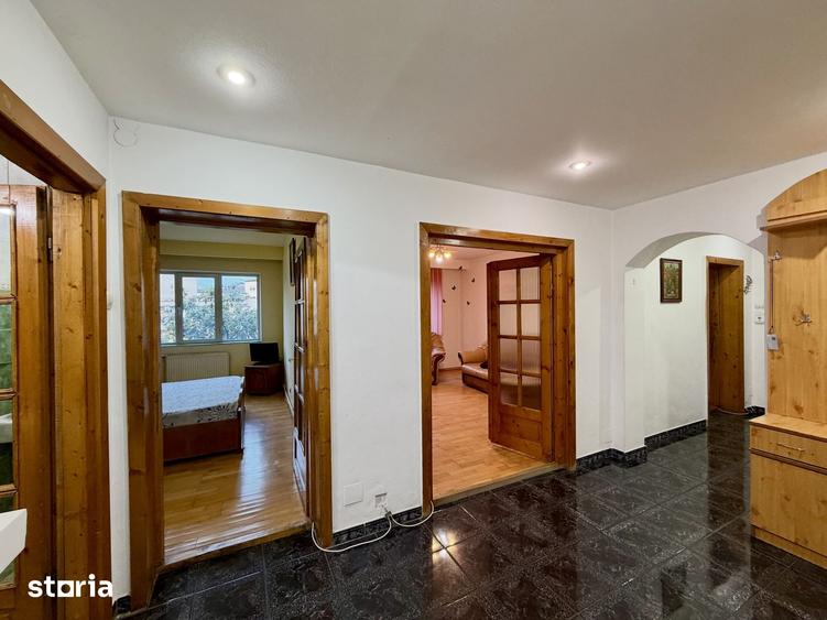 Apartament cu 3 camere în Central