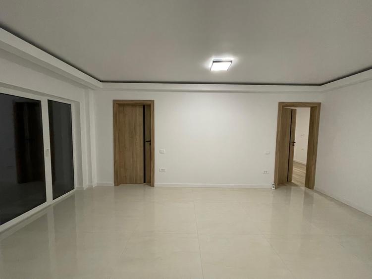 Apartament cu 2 camere decomandat în Florești — fotografia 1