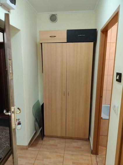 Garsonieră semidecomandată în Nufărul