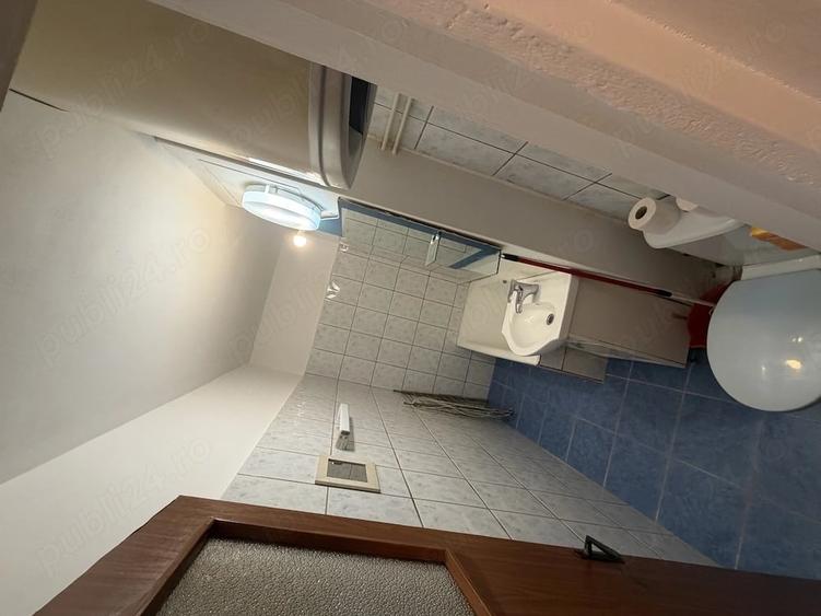 Garsonieră decomandată în Gorjului