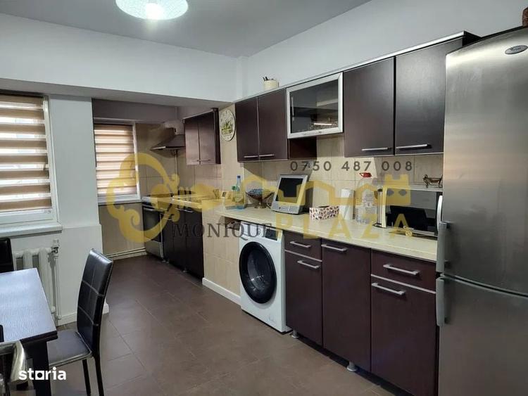 Apartament cu 4 camere în Cotu