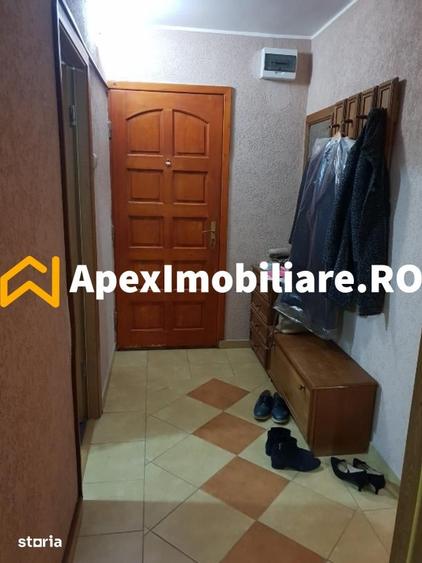 Apartament cu 4 camere decomandat, mobilat în Militari