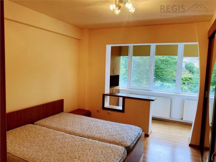 Apartament cu 2 camere semidecomandat în Central