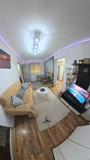 Apartament cu 2 camere semidecomandat în Central