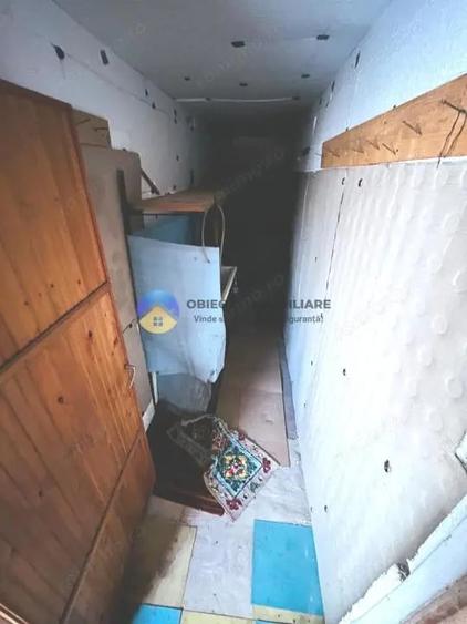 Casă cu 2 camere cu Teren 2040 Mp în Unghi