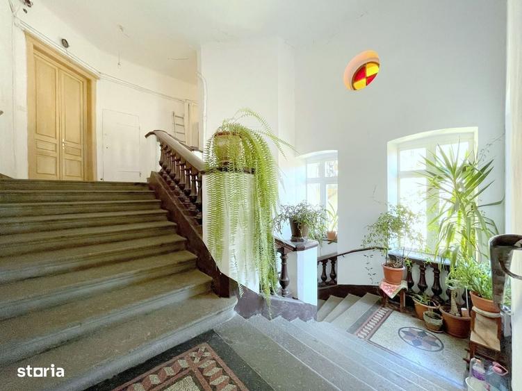 Apartament cu 3 camere în Neptun