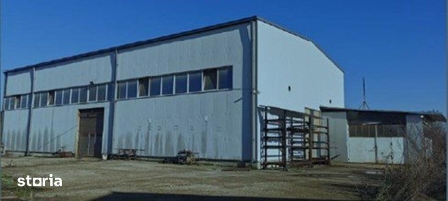 Spațiu comercial, de 627 mp, în Cefa