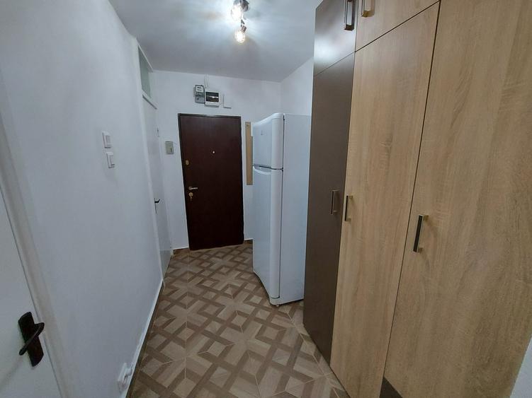 Garsonieră decomandată în Drumul Taberei