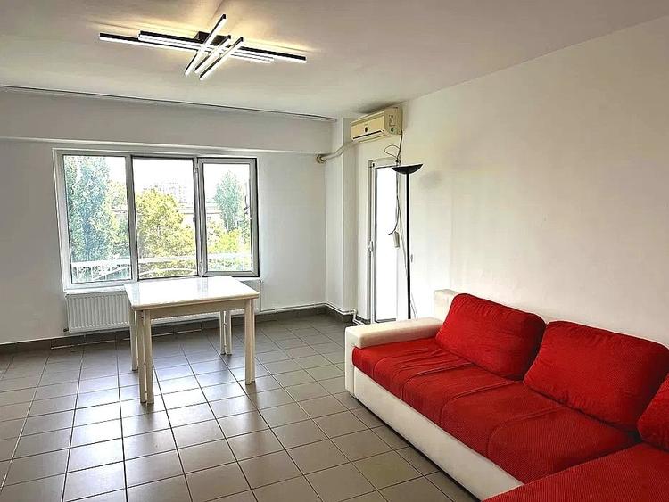 Apartament cu 3 camere decomandat, mobilat în Alba Iulia