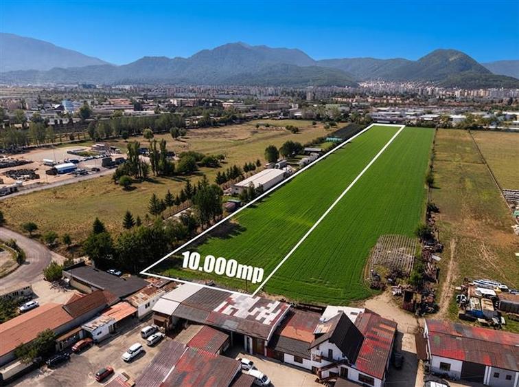 Teren extravilan de 10000 mp, în Uzina 2