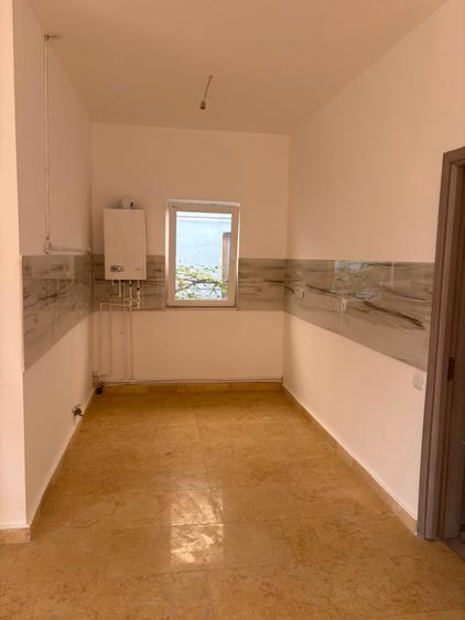 Casă individuală cu 3 camere cu Teren 200 Mp în Exterior Sud