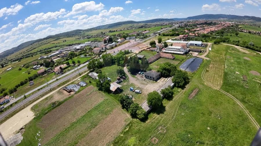 Teren de 5492 mp, în Albești