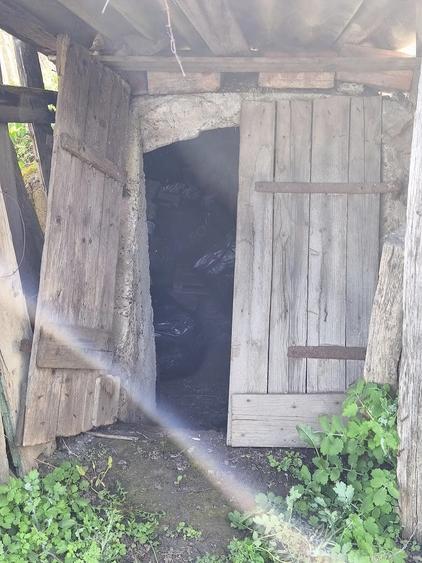 Teren de 1000 mp, în Izvoarele