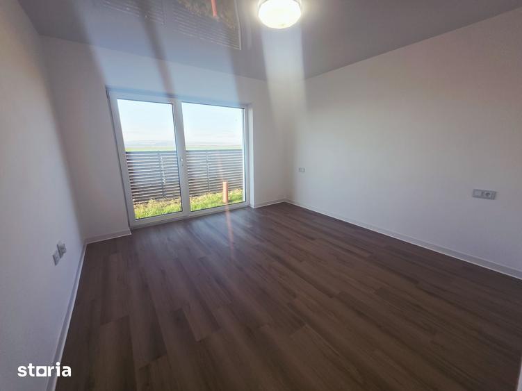 Casă cu 4 camere cu Teren 330 Mp în Tărlungeni