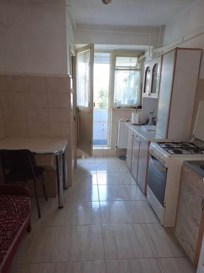 Apartament cu 2 camere decomandat în Mazepa 2