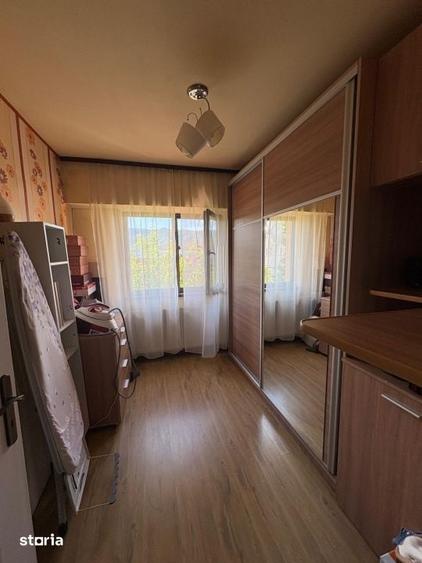 Apartament cu 4 camere decomandat în Gării