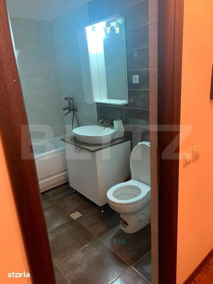 Apartament cu 3 camere decomandat, mobilat în Florești