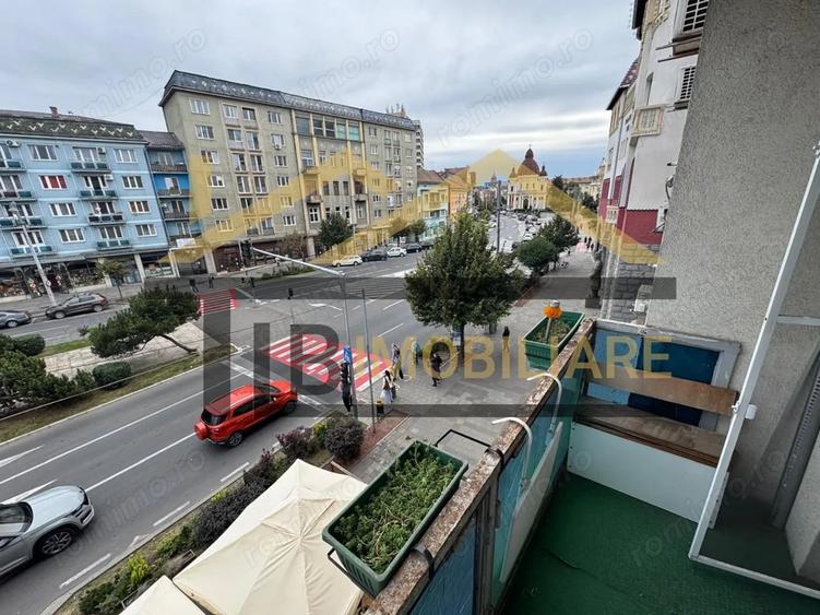 Apartament cu 3 camere semidecomandat în Ultracentral
