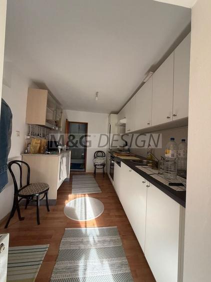 Casă individuală cu 4 camere cu Teren 2260 Mp în Uivar