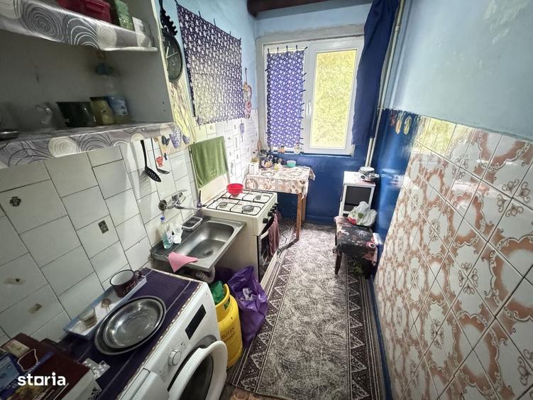 Apartament 3 camere zona Km 4 5 - 5