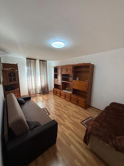 Apartament cu 2 camere decomandat în Canta