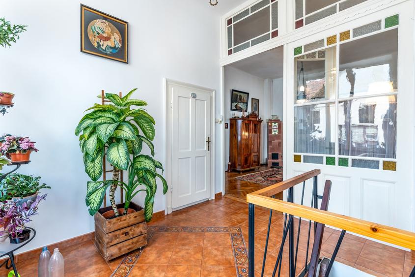 Duplex cu 5 camere cu Canalizare în Andrei Mureșanu