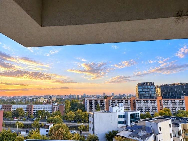 Apartament cu 2 camere decomandat, mobilat în Regie