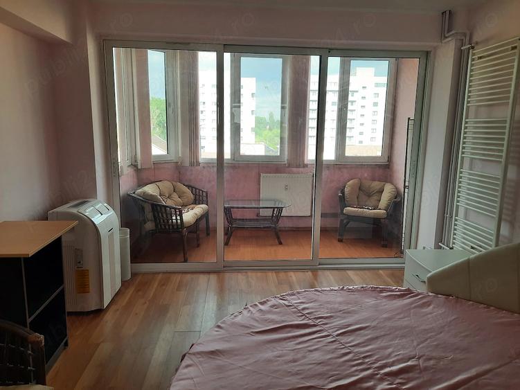 Apartament cu 2 camere decomandat în Cantemir