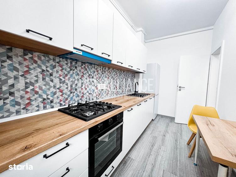 Apartament cu 3 camere, mobilat în City Park Mall