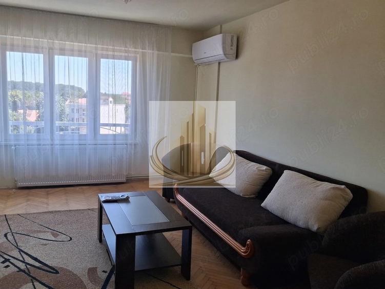 Apartament cu 3 camere decomandat, mobilat în Lugojului