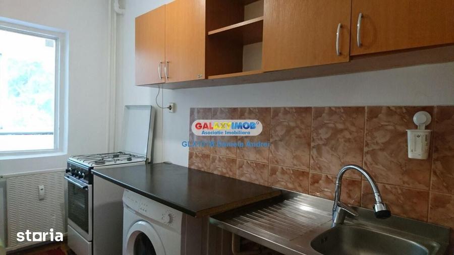 Garsonieră decomandată în Muncii