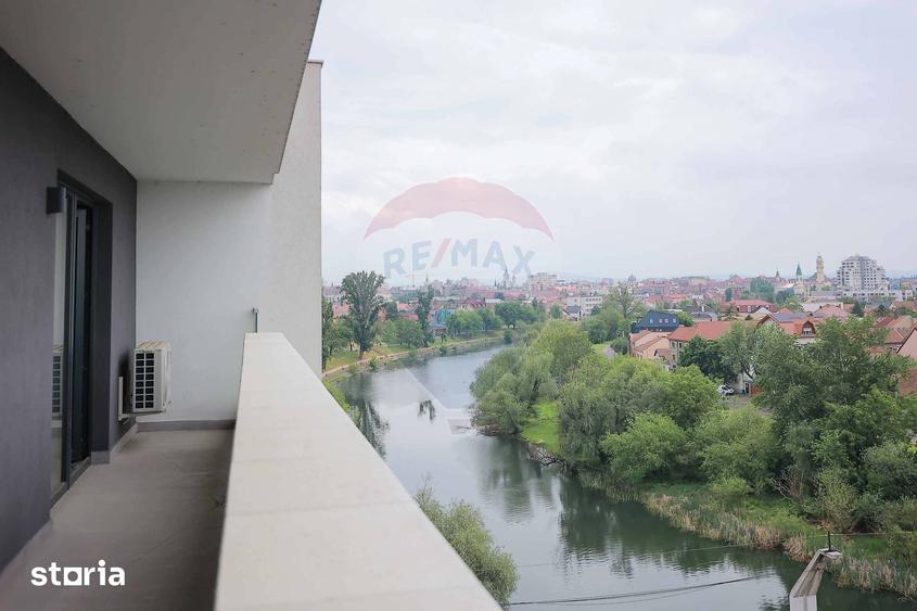 Apartament cu 3 camere în Decebal